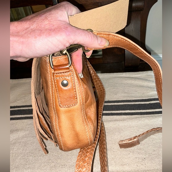 NWT Bed Stu Leather Eastend Fringe Crossbody Bag Clutch Tan Dip Dyed Retail $165 - Picture 6 of 14